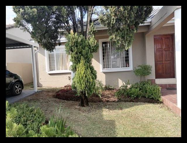 2 BEDROOM HOUSE FOR SALE IN SUNNINGHILL